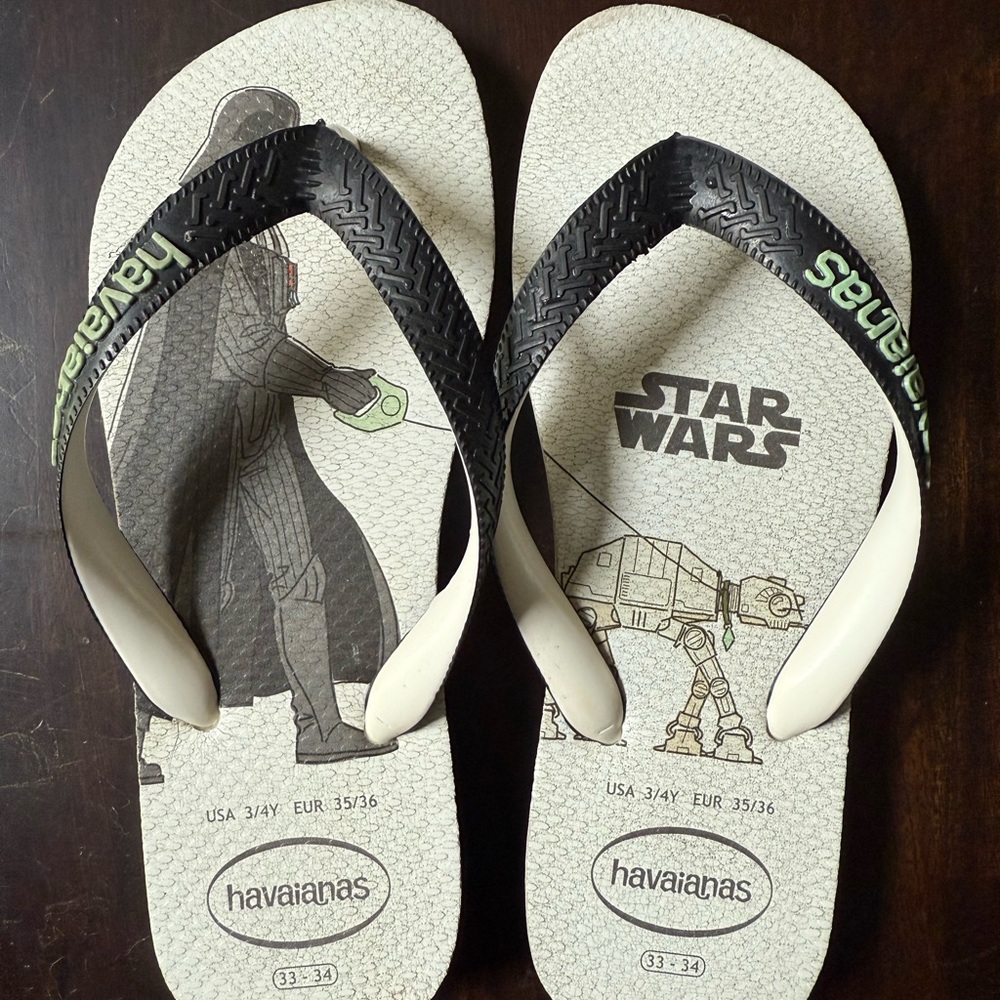 Havaianas Black and White Star Wars Flip Flops Sandals